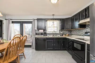 619 Essex Dr, Staunton, VA 24401 - Photo 13