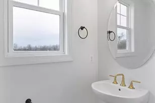 321 Springdale Rd, Waynesboro, VA 22980 - Photo 7