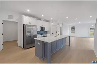 321 Springdale Rd, Waynesboro, VA 22980 - Photo 9