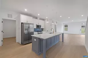 321 Springdale Rd, Waynesboro, VA 22980 - Photo 9