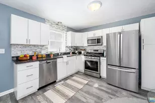 1424 B St, Waynesboro, VA 22980 - Photo 9