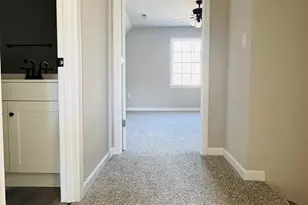 202 Robinhood Rd, Staunton, VA 24401 - Photo 41