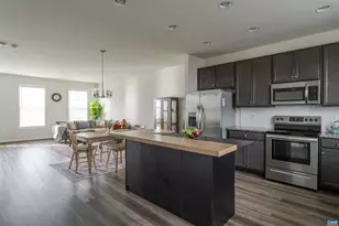 104 Mapleshire Ct, Waynesboro, VA 22980 - Photo 11