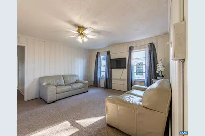 628 N Augusta Ave, Waynesboro, VA 22980 - Photo 9