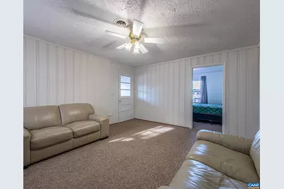 628 N Augusta Ave, Waynesboro, VA 22980 - Photo 11