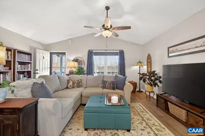 445 Kirby Ave, Waynesboro, VA 22980 - Photo 5