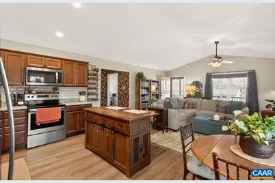 445 Kirby Ave, Waynesboro, VA 22980 - Photo 11