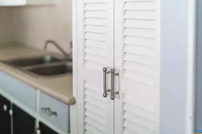 814 N Coalter St, Staunton, VA 24401 - Photo 9