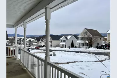 305 Overview St, Waynesboro, VA 22980 - Photo 5