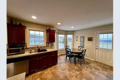 305 Overview St, Waynesboro, VA 22980 - Photo 17