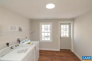 1433 Harding Ave, Waynesboro, VA 22980 - Photo 15