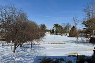 2405 Bare St, Staunton, VA 24401 - Photo 3