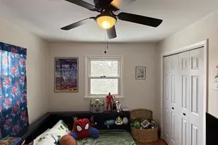 2405 Bare St, Staunton, VA 24401 - Photo 11