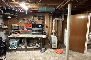 2405 Bare St, Staunton, VA 24401 - Photo 15