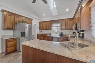 124 Pelham Woods Cir, Waynesboro, VA 22980 - Photo 15