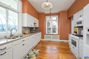 428 Maple Ave, Waynesboro, VA 22980 - Photo 11