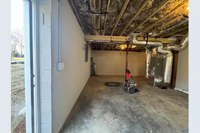 200 Robin Hood Rd, Staunton, VA 24401 - Photo 53