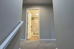 200 Robinhood Rd, Staunton, VA 24401 - Photo 29