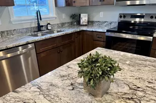 200 Robinhood Rd, Staunton, VA 24401 - Photo 11