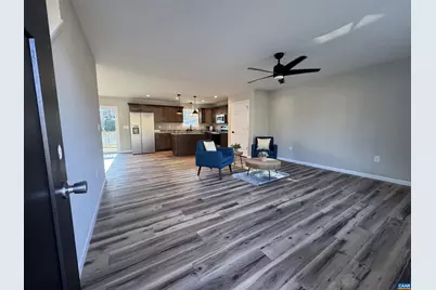 200 Robin Hood Rd, Staunton, VA 24401 - Photo 5