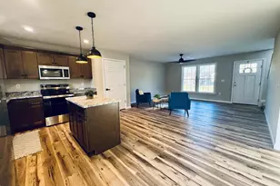 200 Robinhood Rd, Staunton, VA 24401 - Photo 27