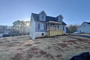 200 Robinhood Rd, Staunton, VA 24401 - Photo 3