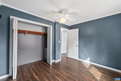 112 Lee St, Staunton, VA 24401 - Photo 23