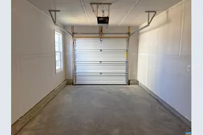 325 Willowshire Ct, Waynesboro, VA 22980 - Photo 5