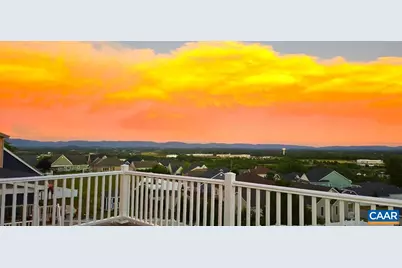 114 Chamberlain Dr, Staunton, VA 24401 - Photo 3