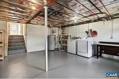 205 Stonewall Dr, Waynesboro, VA 22980 - Photo 41