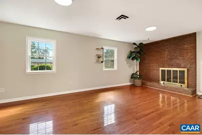 205 Stonewall Dr, Waynesboro, VA 22980 - Photo 33