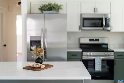 94 Audubon St, Staunton, VA 24401 - Photo 13