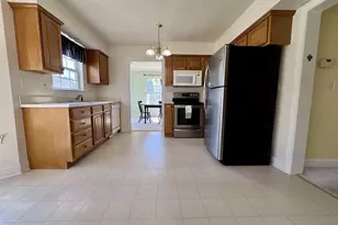 212 Kingsport Rd, Waynesboro, VA 22980 - Photo 15