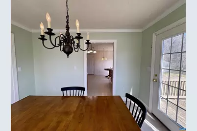 212 Kingsport Rd, Waynesboro, VA 22980 - Photo 9