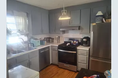 642 N Delphine Ave, Waynesboro, VA 22980 - Photo 5