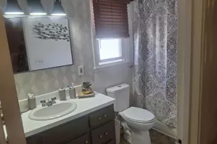 642 N Delphine Ave, Waynesboro, VA 22980 - Photo 13