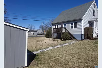 642 N Delphine Ave, Waynesboro, VA 22980 - Photo 3