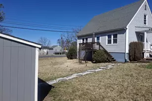 642 N Delphine Ave, Waynesboro, VA 22980 - Photo 3