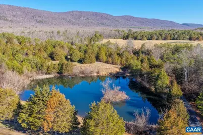 443 Meadow View Ln, Fort Valley, VA 22652 - Photo 5