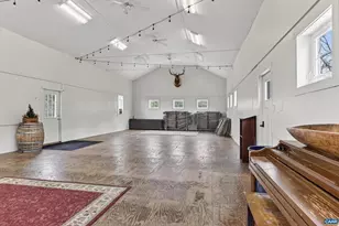 443 Meadow View Ln, Fort Valley, VA 22652 - Photo 21