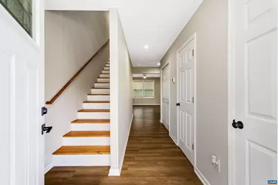 2511 Chesapeake St, Staunton, VA 24401 - Photo 3