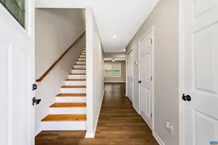 2511 Chesapeake St, Staunton, VA 24401 - Photo 3