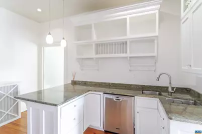 17 N Washington St, Staunton, VA 24401 - Photo 49