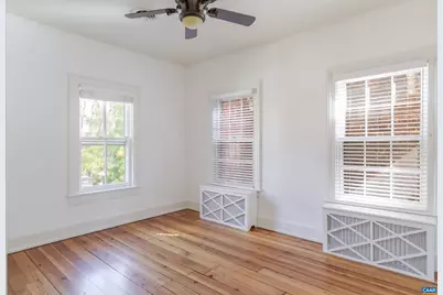17 N Washington St, Staunton, VA 24401 - Photo 21