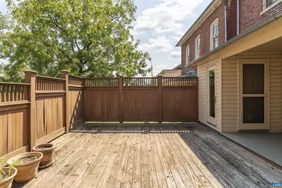 17 N Washington St, Staunton, VA 24401 - Photo 45