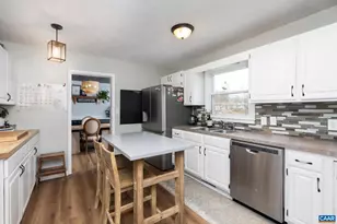 205 Yount Ave, Staunton, VA 24401 - Photo 9