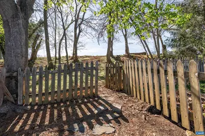 317 York Ave, Staunton, VA 24401 - Photo 13