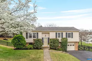 704 Carann St, Staunton, VA 24401 - Photo 5