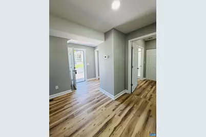 427 Montgomery Ave, Staunton, VA 24401 - Photo 17
