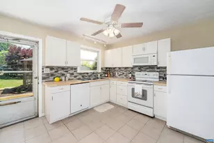 124 James Ave, Waynesboro, VA 22980 - Photo 13